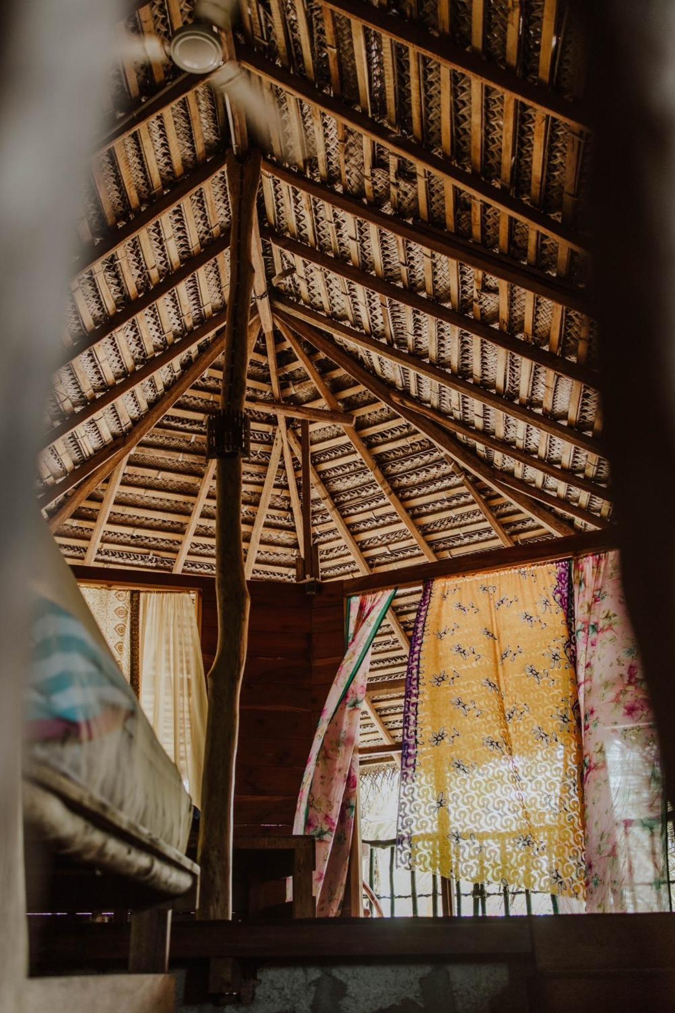 The Alpha Monkey Hotel & Tree House Тангале Стая снимка