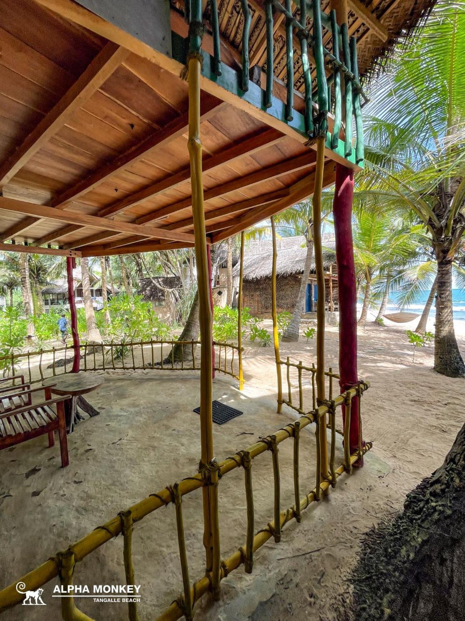 The Alpha Monkey Hotel & Tree House Тангале Стая снимка